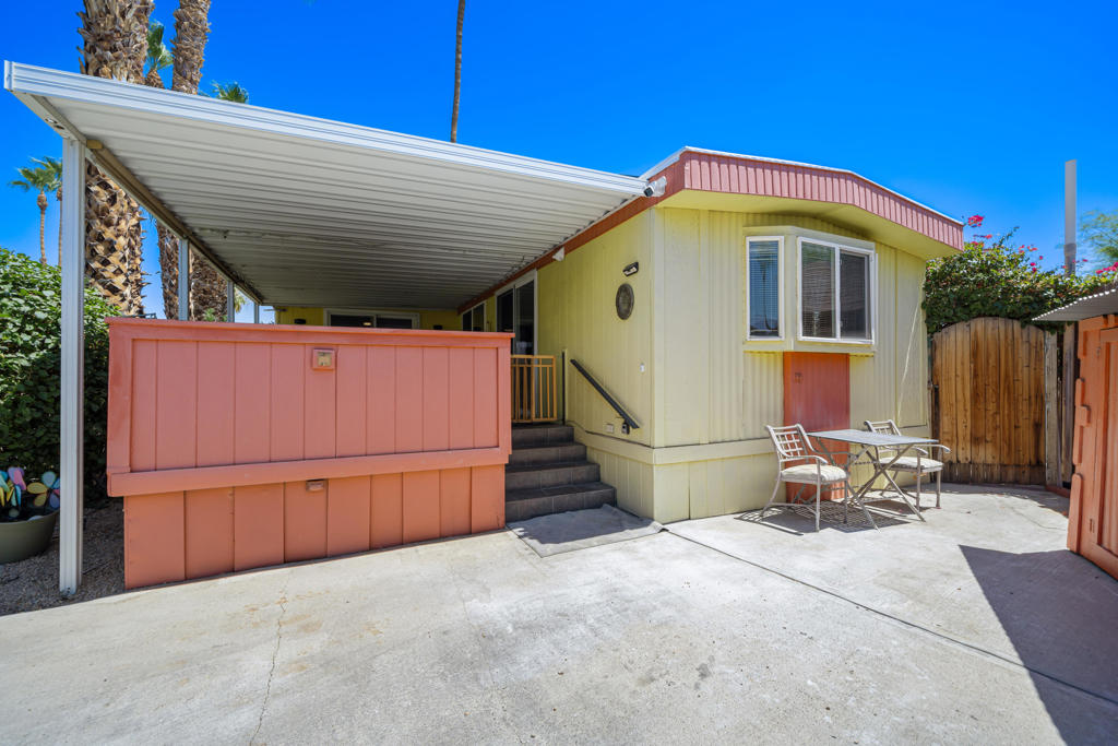 306 Logenita Street