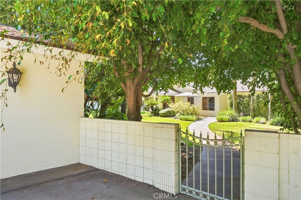 7810 Elden AVE, Whittier CA 90602