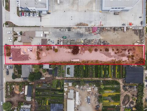 16569 Slover Fontana CA 92337