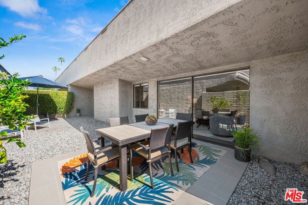 Warm Sands - Residential