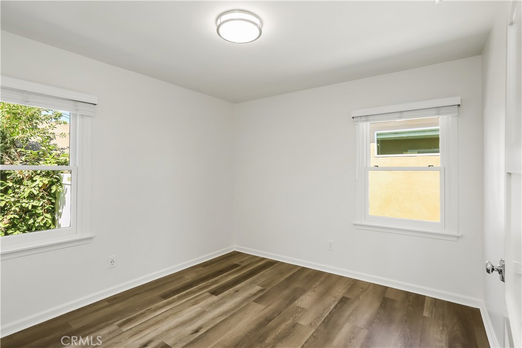 611 W Walnut Avenue
