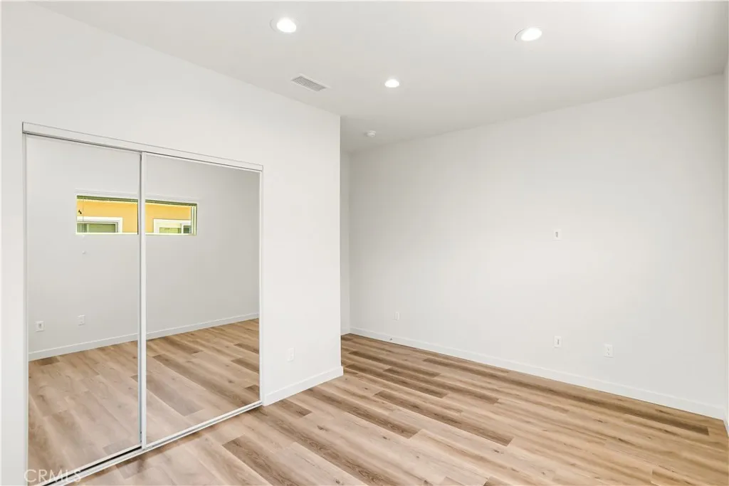 Orange, California 92868, United States, 2 Bedrooms Bedrooms, ,1 BathroomBathrooms,Residential,Contingent,140777