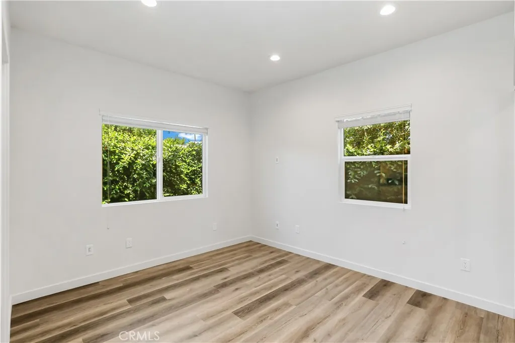 Orange, California 92868, United States, 2 Bedrooms Bedrooms, ,1 BathroomBathrooms,Residential,Contingent,140777