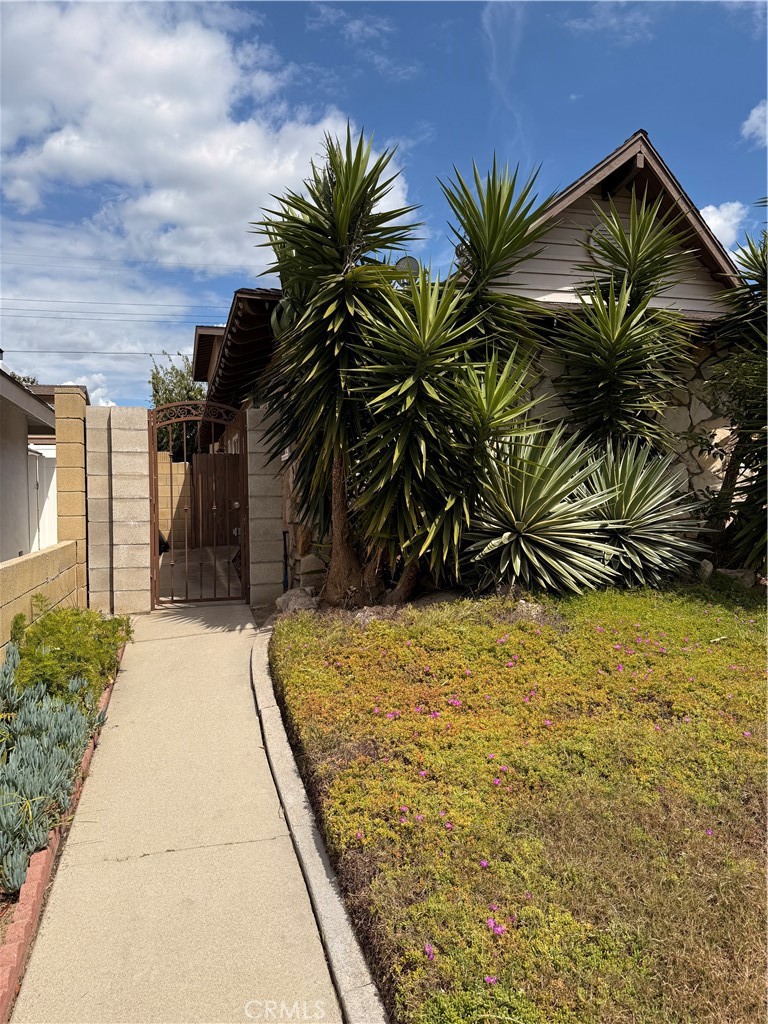136 N Tiana Lane