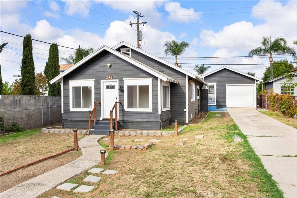 293 S Poplar