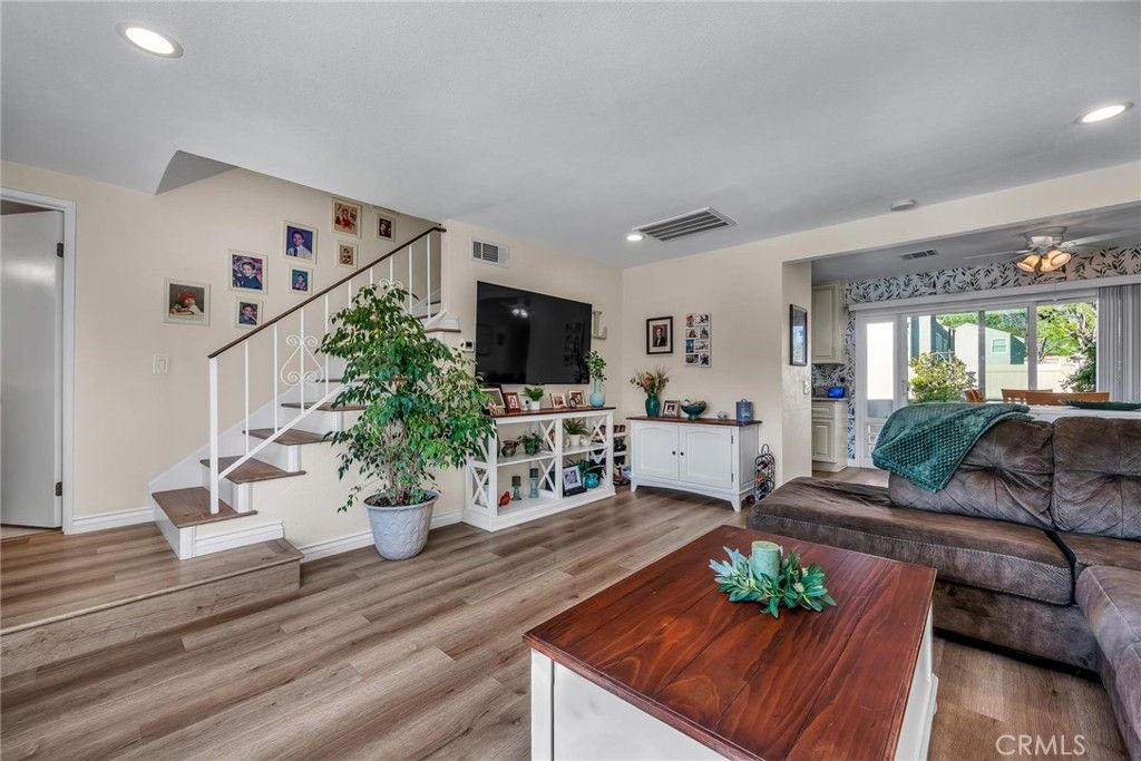 Photo of 6440 Marquette St #D, Moorpark, CA 93021 (MLS # SR26038917)