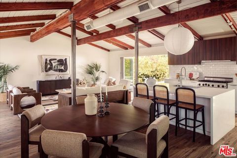 Photo of 5513 Tuxedo Terrace, Los Angeles, CA 90068 (MLS # 26799129)