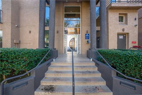 640 W 4th 101 Long Beach CA 90802