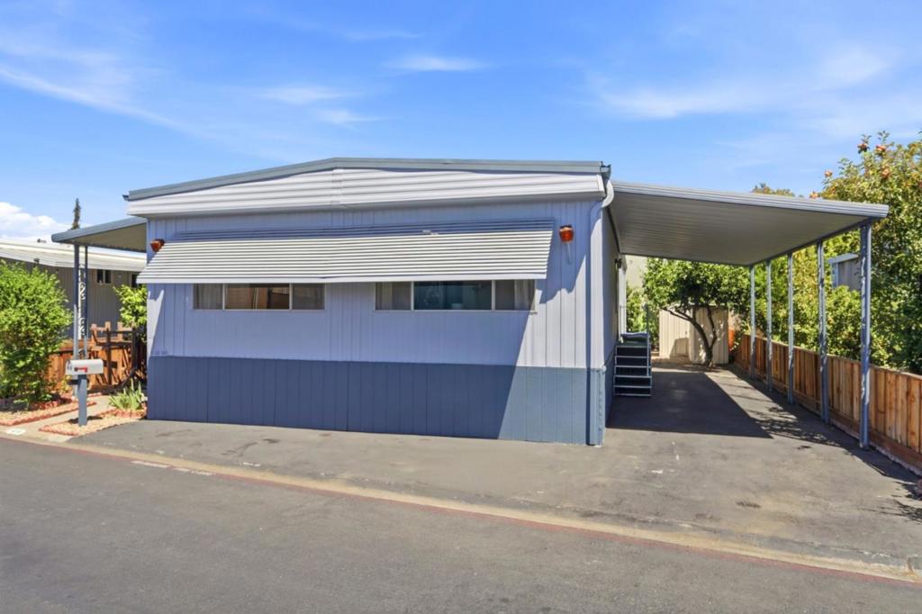 1520 E Capitol Expressway 99