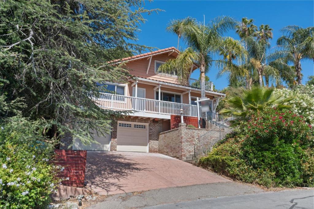 Excellent Location with Million Dollar Views! This 2-bedroom, 2-bathroom home offers 1,228 sq ft of living space on an expansive 10,080 sq ft lot. Nestled in the desirable Alum Rock foothills, the property features a separate family room with access to an additional third bedroom and bathroom and side yard perfect for extended living or guest use. Enjoy proximity to the San Jose Country Club and scenic Alum Rock Park. With just a touch of TLC, this home presents a fantastic opportunity whether you're looking for a primary residence or an investment property. Located in a family-friendly neighborhood near Cunningham Park, Raging Waters, and Eastridge Mall, with easy access to highways 280 and 101, and only minutes from downtown San Jose. Don't miss this gem with panoramic views and endless potential!