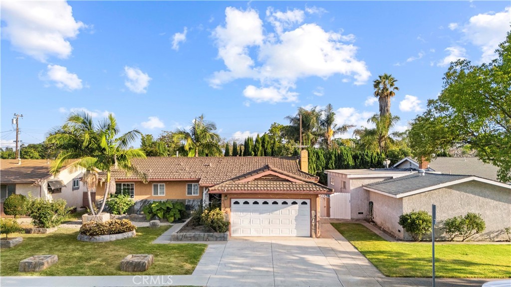 3124 W Graciosa