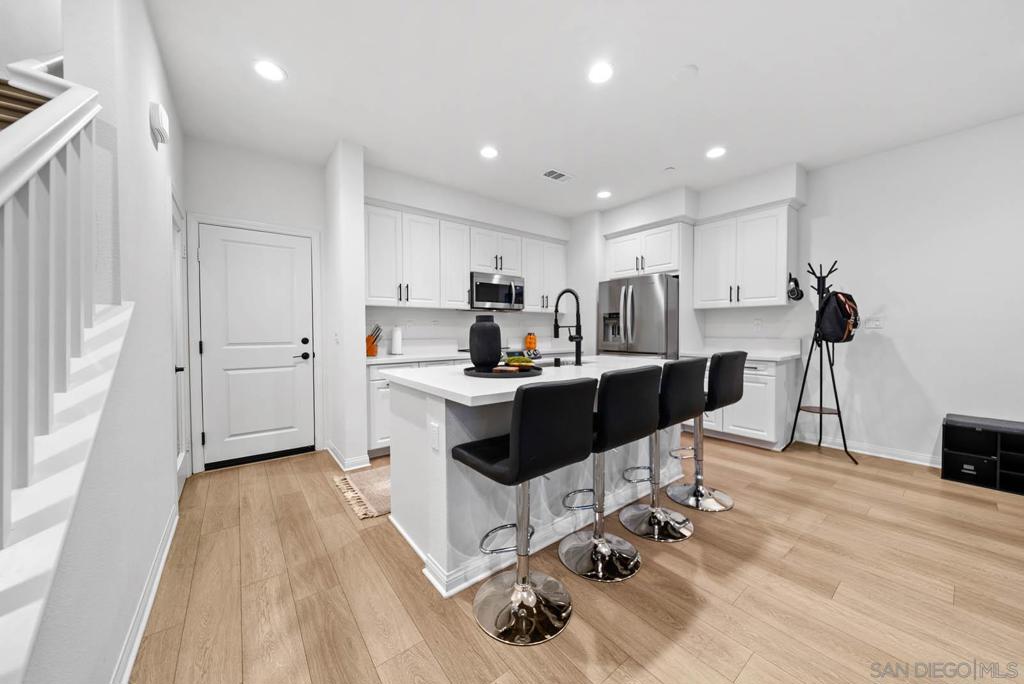 10553 Graphite St