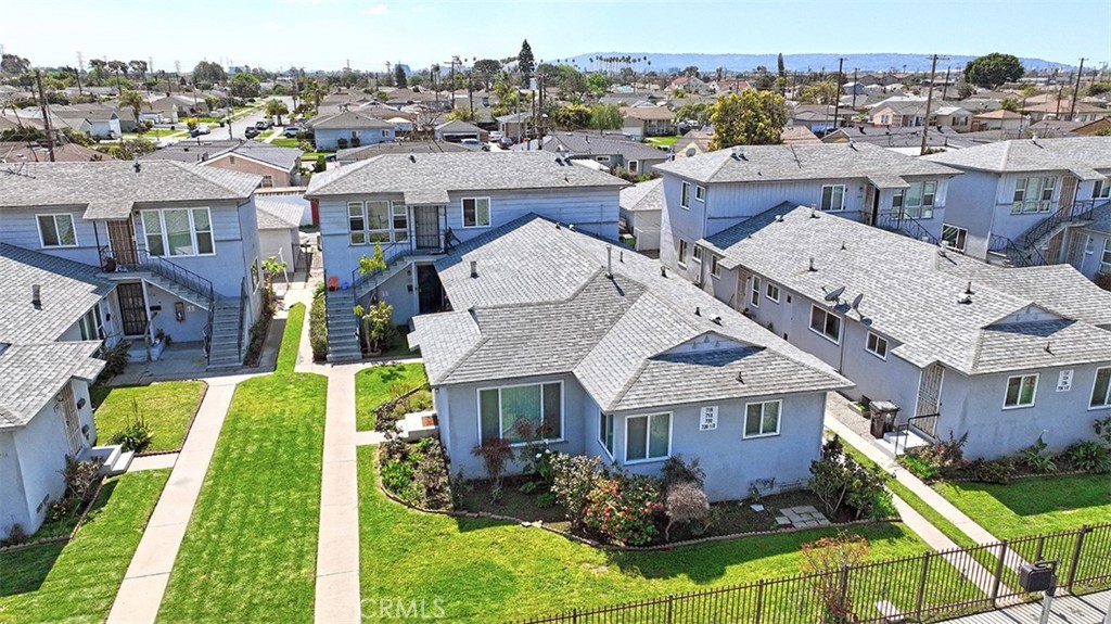 716 W Redondo Beach Boulevard