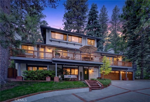 Photo of 360 Riviera Drive, Lake Arrowhead, CA 92352 (MLS # IG26127423)