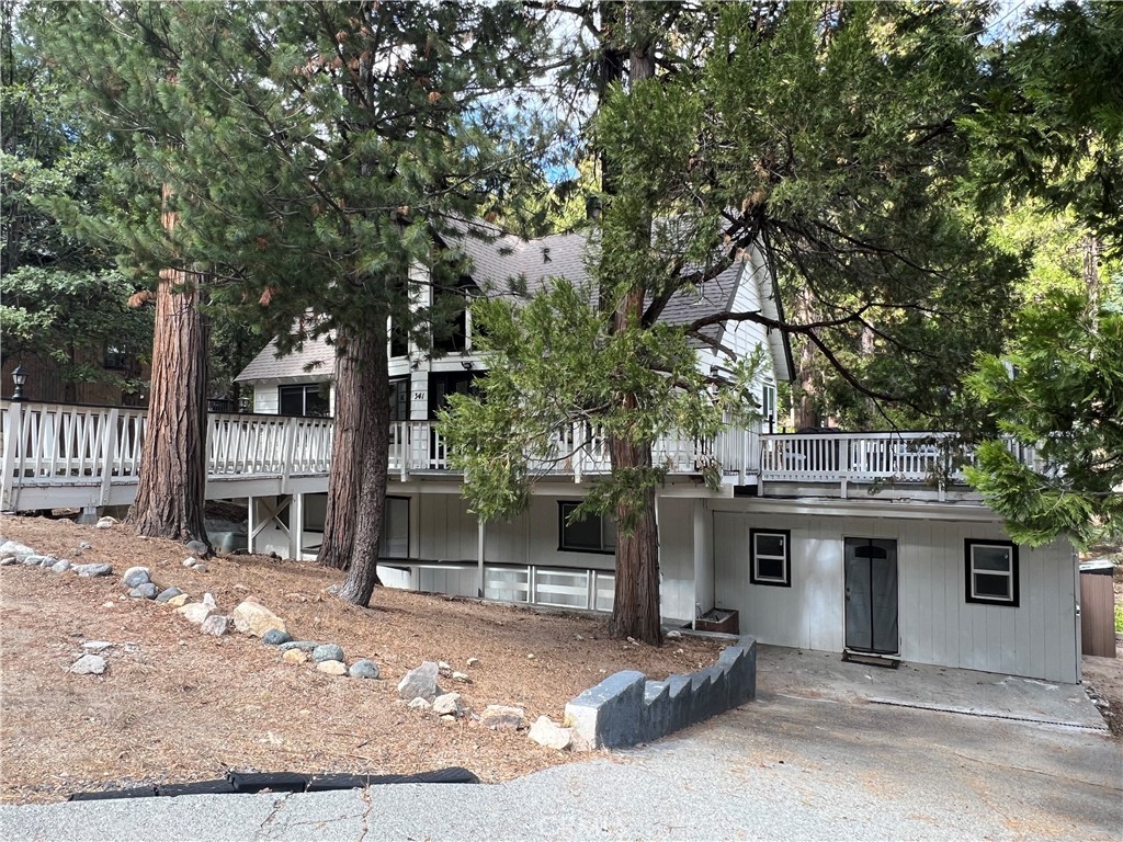 Arrowhead Woods (AWHW) - Residential