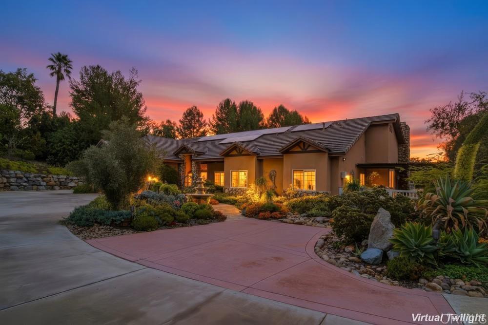 10044 Silver Creek Ln