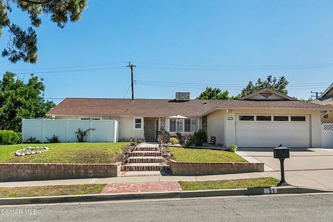 Photo of 51 Teasdale Street, Thousand Oaks, CA 91360 (MLS # 223002804)