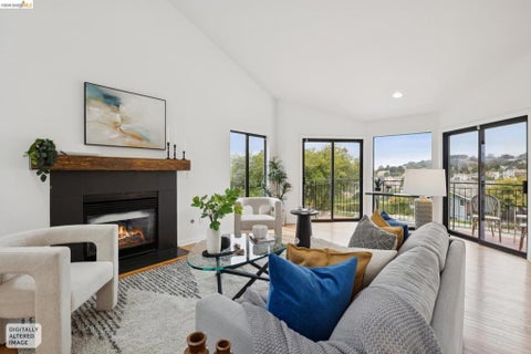 Photo of 557 Hiller Dr, Oakland, CA 94618 (MLS # 41148609)