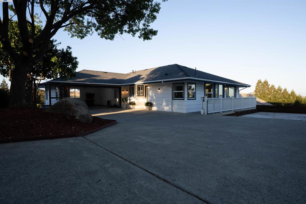 FAIRFIELD - Residential