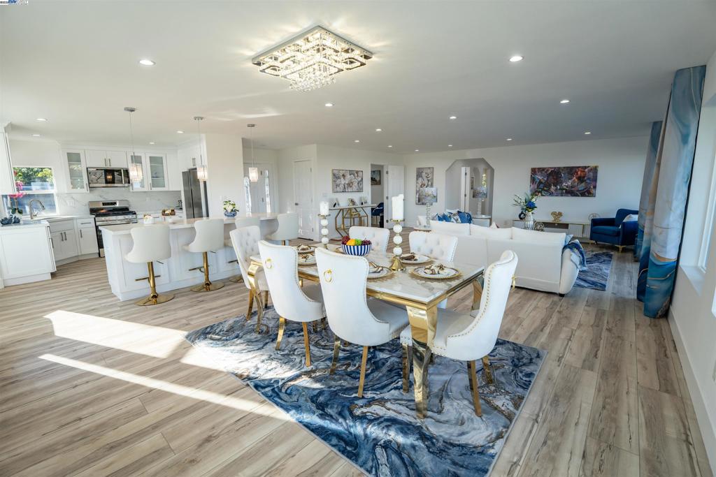 FAIRFIELD - Residential