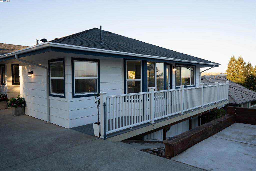 FAIRFIELD - Residential