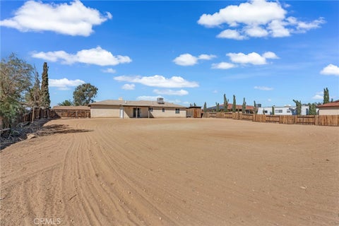 Photo of 13383 Franceska RD, Apple Valley, CA 92308 (MLS # IV26210273)