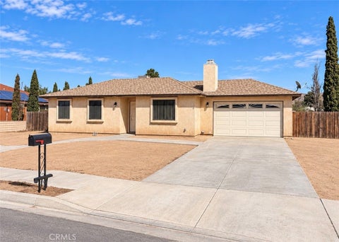 Photo of 13383 Franceska RD, Apple Valley, CA 92308 (MLS # IV26210273)