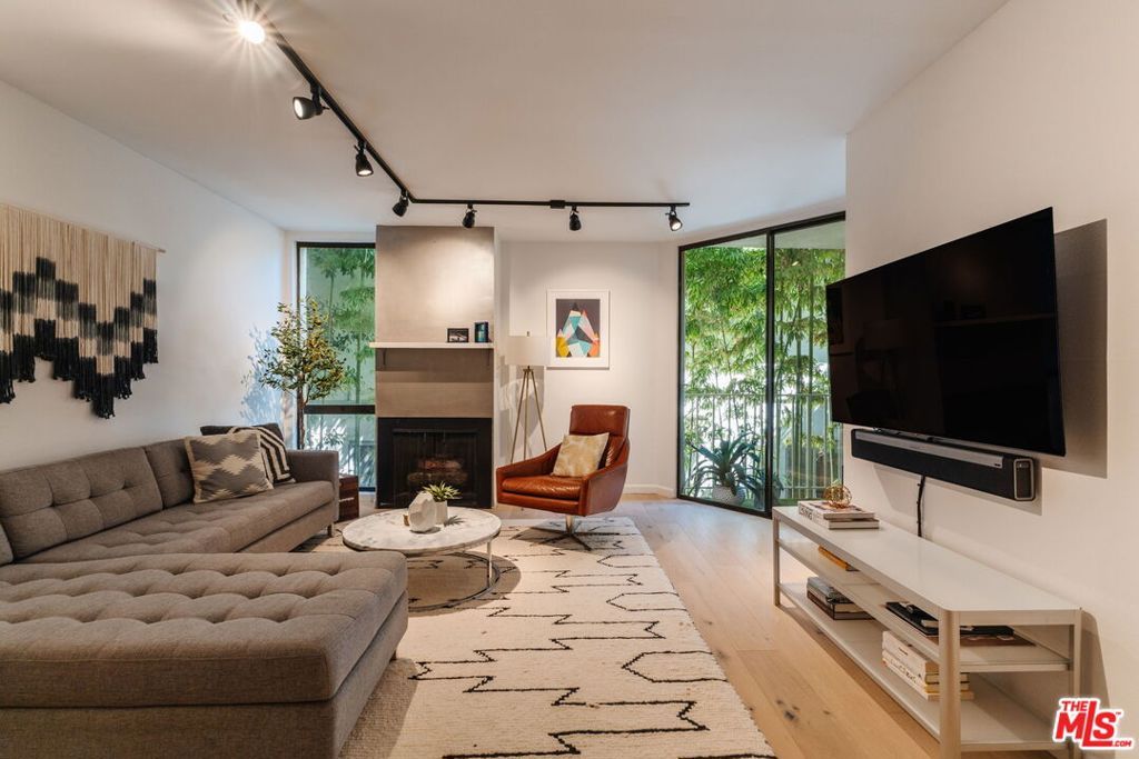 Photo of 1230 N Sweetzer Avenue #204, West Hollywood, CA 90069 (MLS # 25581937)