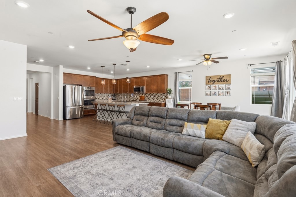 29100 Redwood