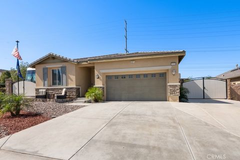 Photo of 29100 Redwood ST, Menifee, CA 92584 (MLS # SW26099480)