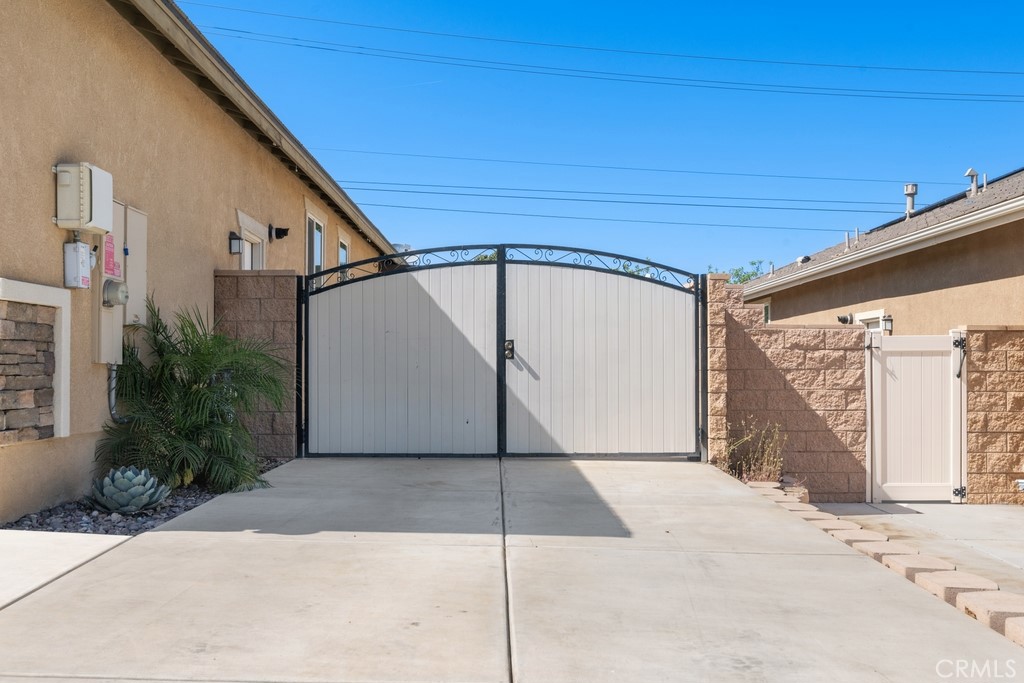 29100 Redwood