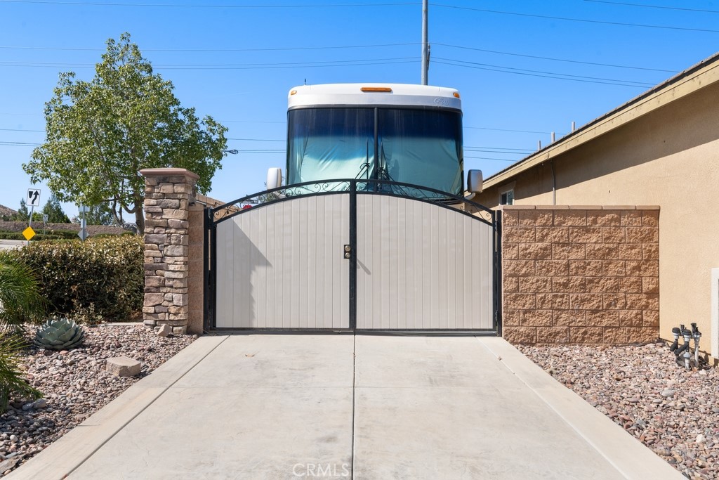 29100 Redwood