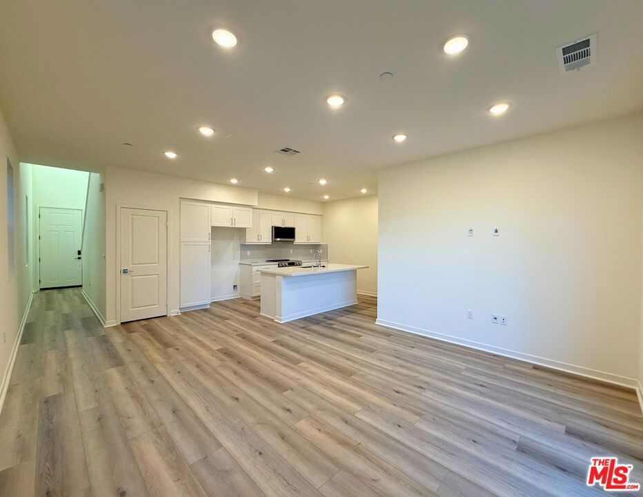 Encore - Residential