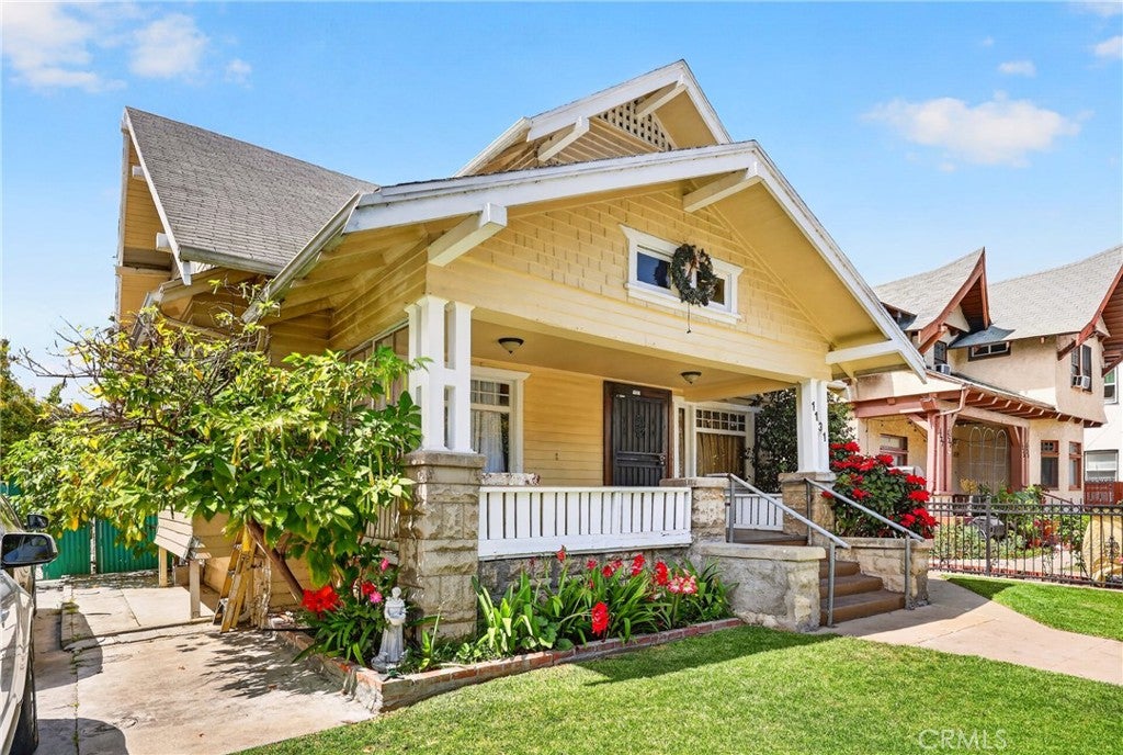 1131 Echo Park Ave