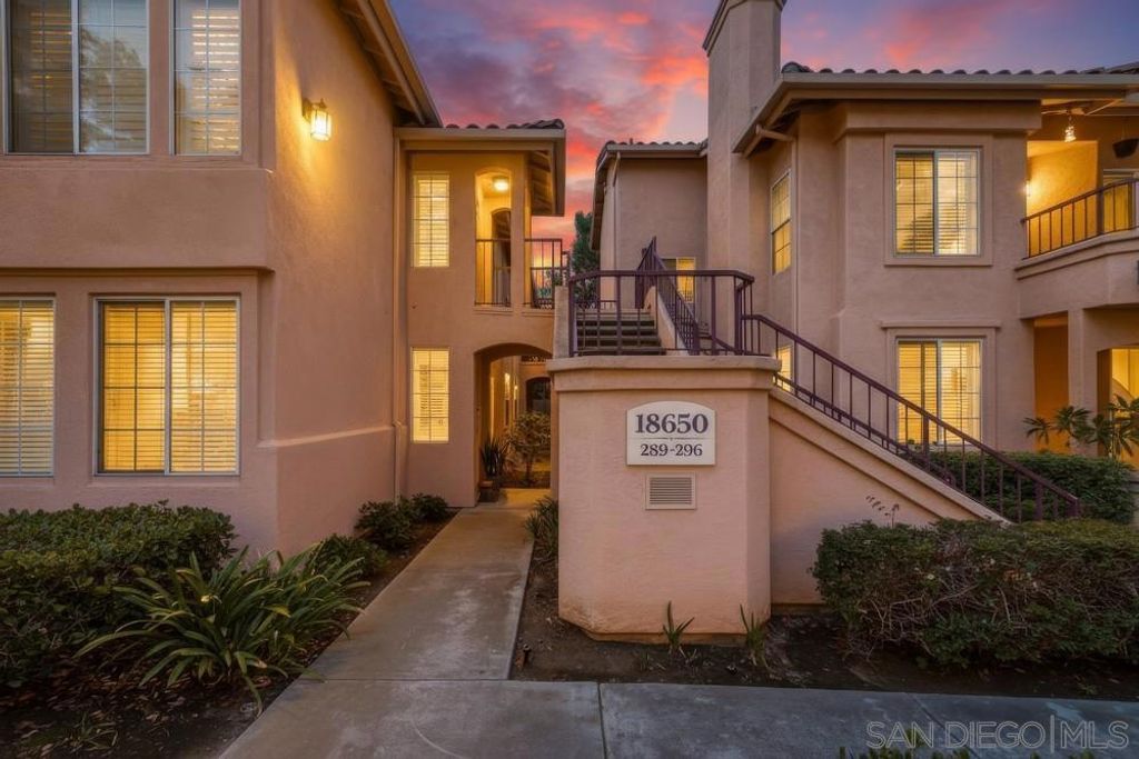 Photo of 18650 Caminito Cantilena #291, San Diego, CA 92128 (MLS # 250041631SD)