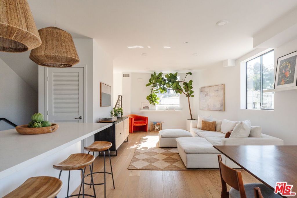 2168 Clifford Street