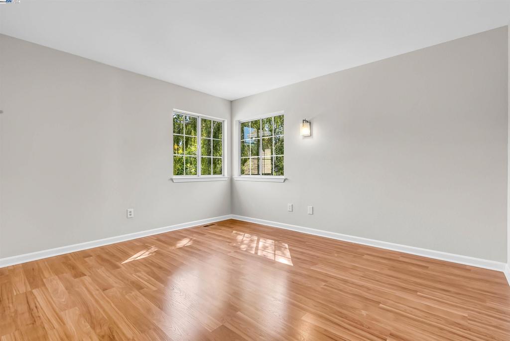 FAIRVIEW - Residential
