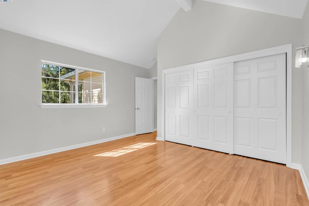 FAIRVIEW - Residential