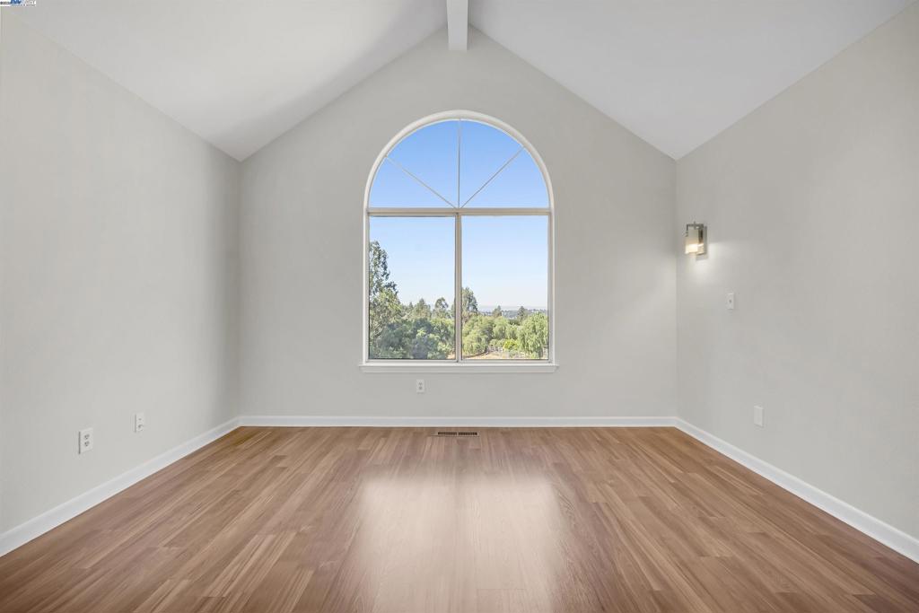 FAIRVIEW - Residential