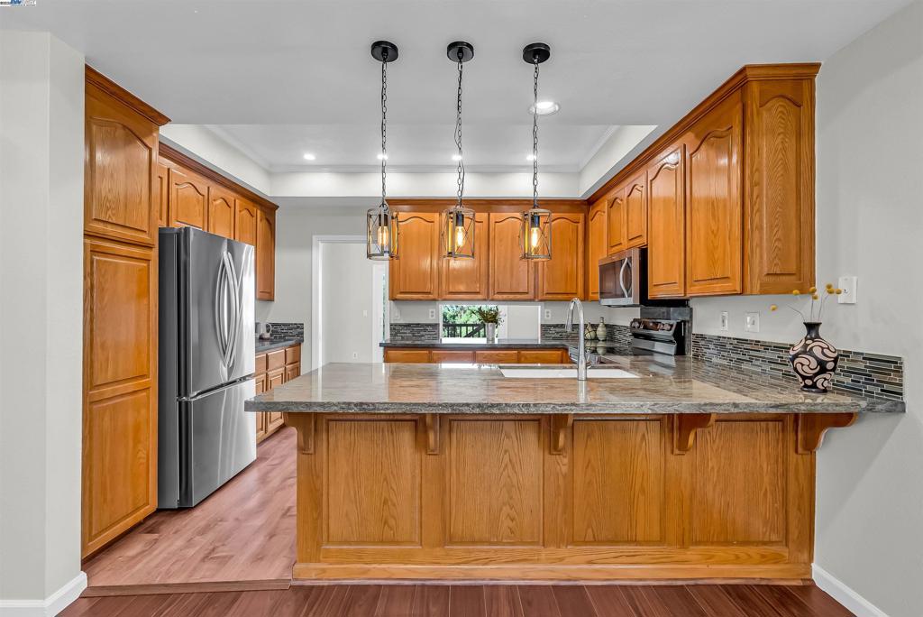 FAIRVIEW - Residential