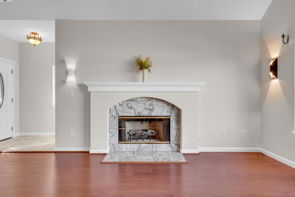 FAIRVIEW - Residential