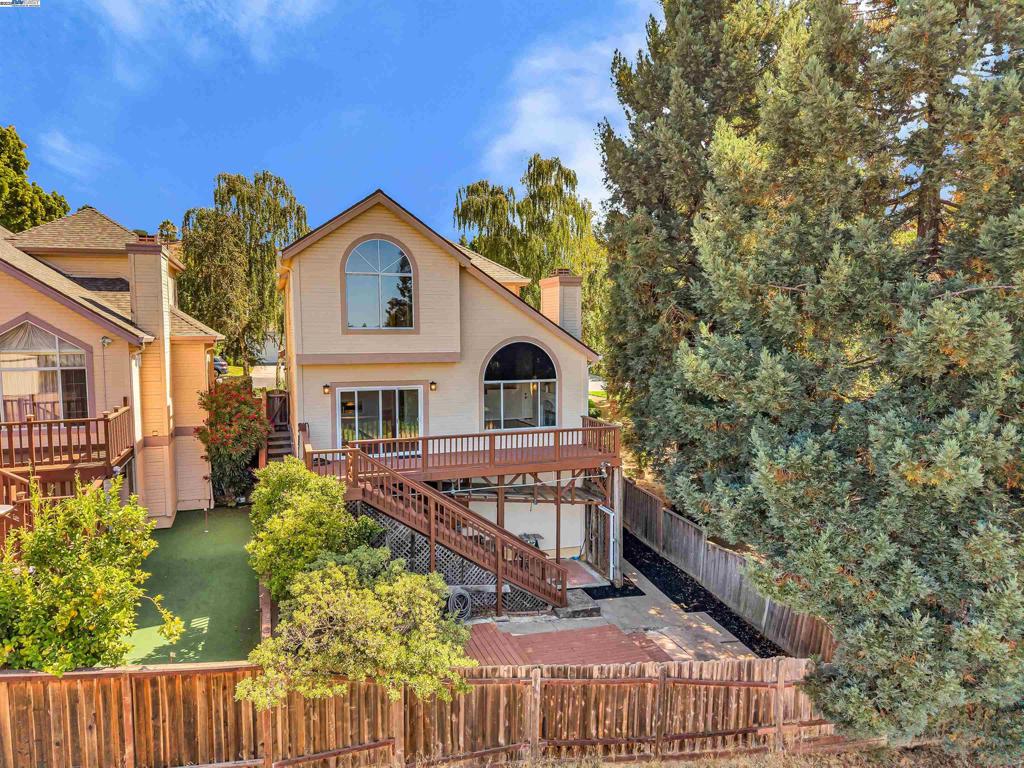 FAIRVIEW - Residential