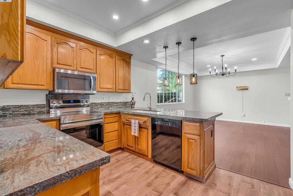 FAIRVIEW - Residential