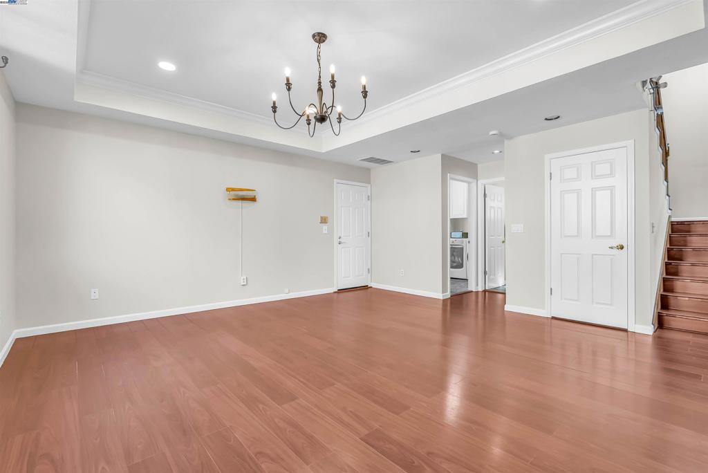 FAIRVIEW - Residential