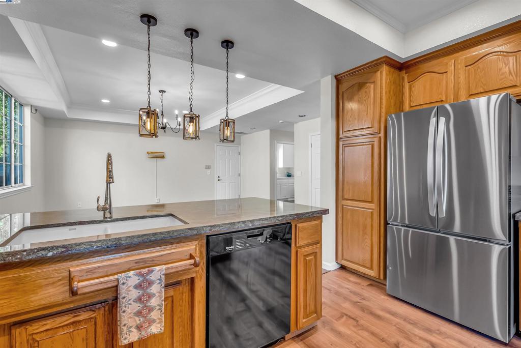 FAIRVIEW - Residential