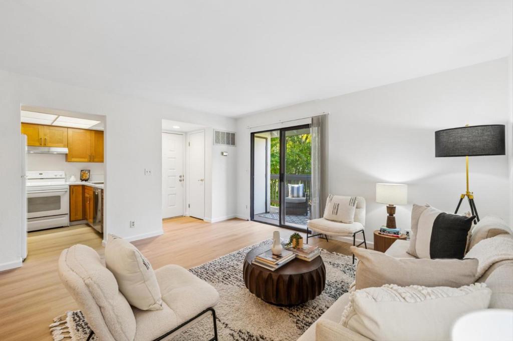Properties 3 613 San Conrado Terrace 6