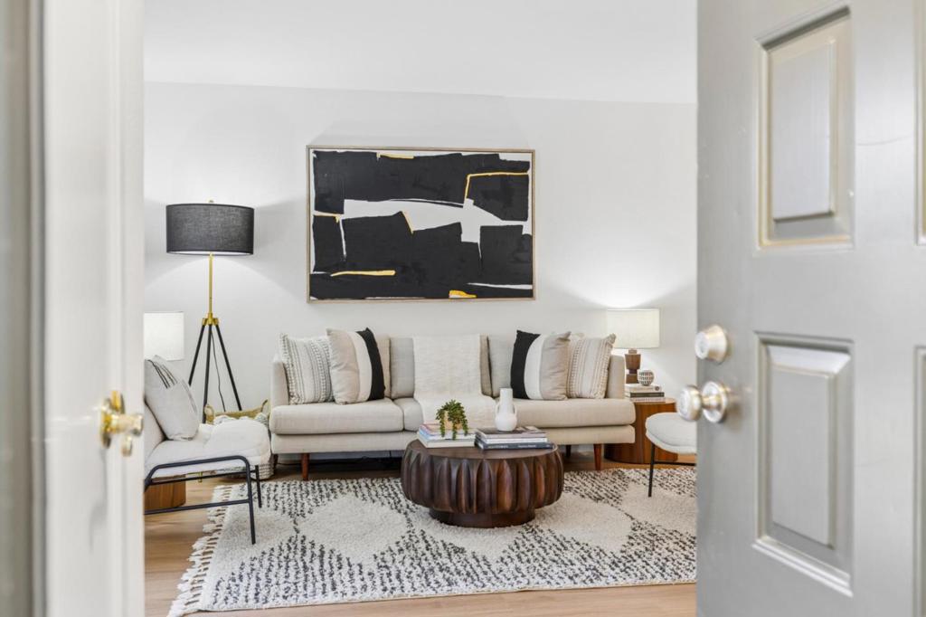 Properties 1 613 San Conrado Terrace 6