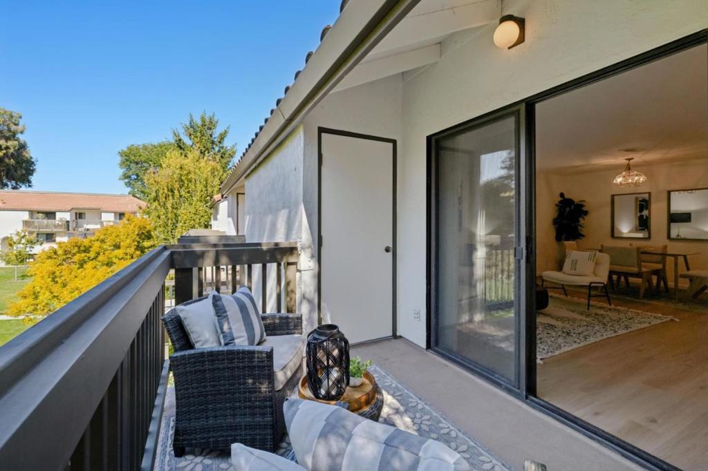 Properties 4 613 San Conrado Terrace 6