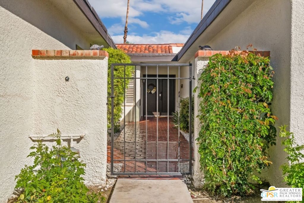 Rancho Las Palmas C.C. - Residential