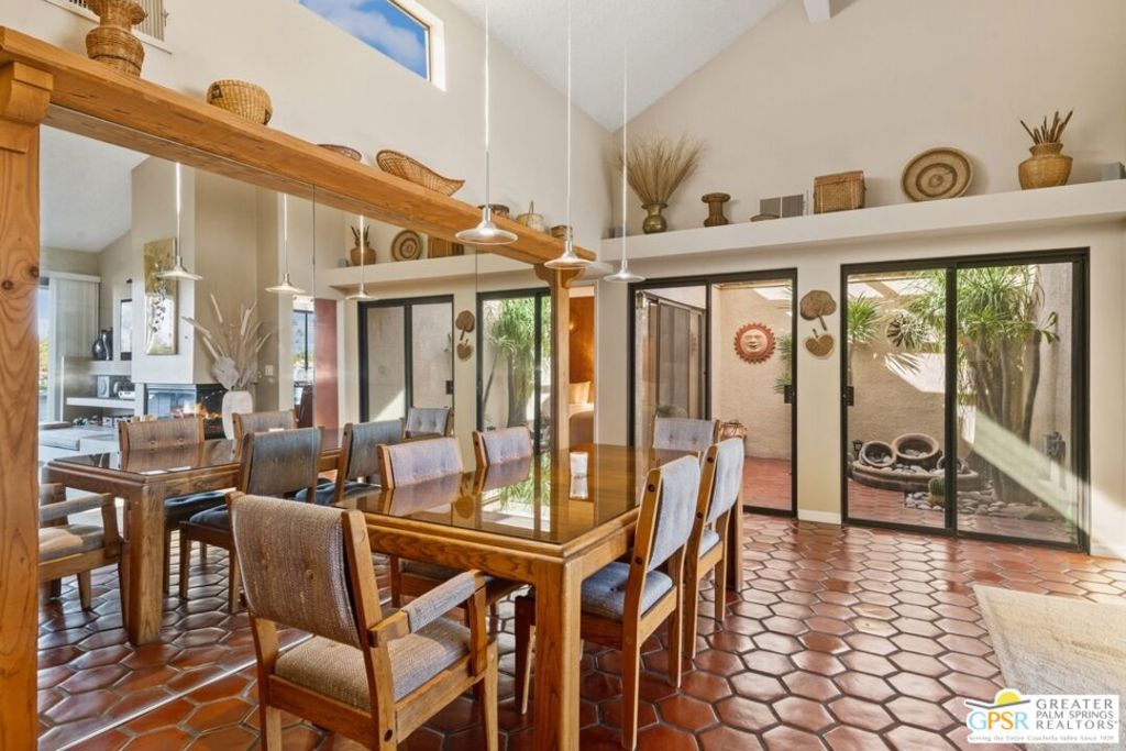 Rancho Las Palmas C.C. - Residential